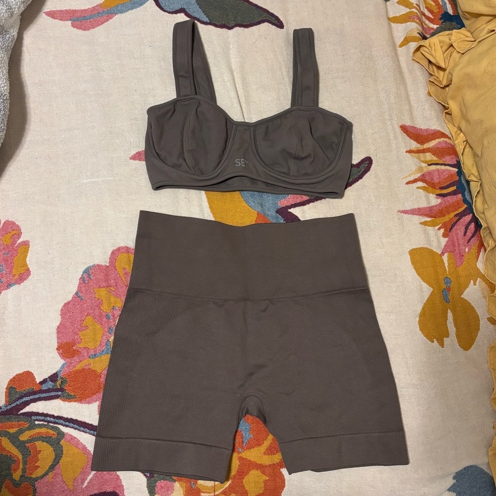SET Active Brown Sculpflex Sports Bra and High-Waisted Shorts Set